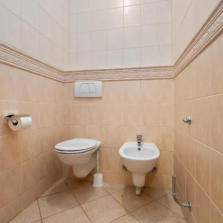 Apartamento Spacious Center Penthouse & Private Rooftop Terrace