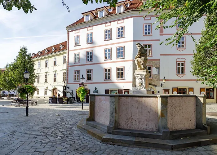 Daire Spacious Center Penthouse & Private Rooftop Terrace