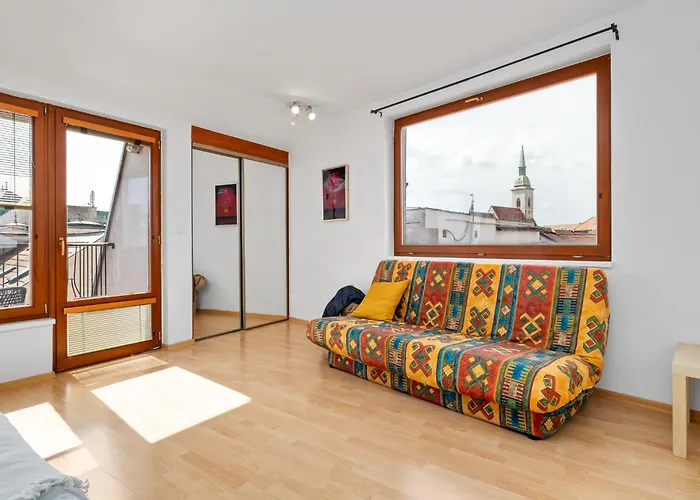 Spacious Center Penthouse & Private Rooftop Terrace Daire *