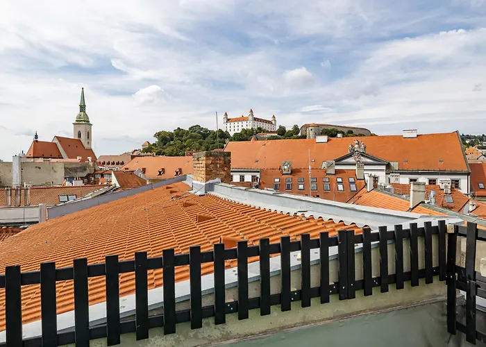 Spacious Center Penthouse & Private Rooftop Terrace Daire Bratislava