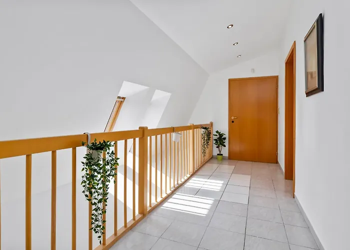 Spacious Center Penthouse & Private Rooftop Terrace