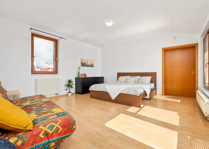 Appartamento Spacious Center Penthouse & Private Rooftop Terrace Bratislava